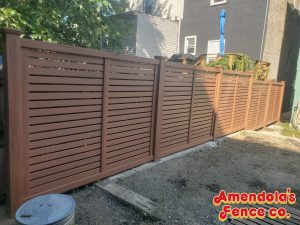 Horizontal Hawaii Vinyl Fence